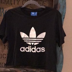 Black Adidas cropped shirt with logo in white